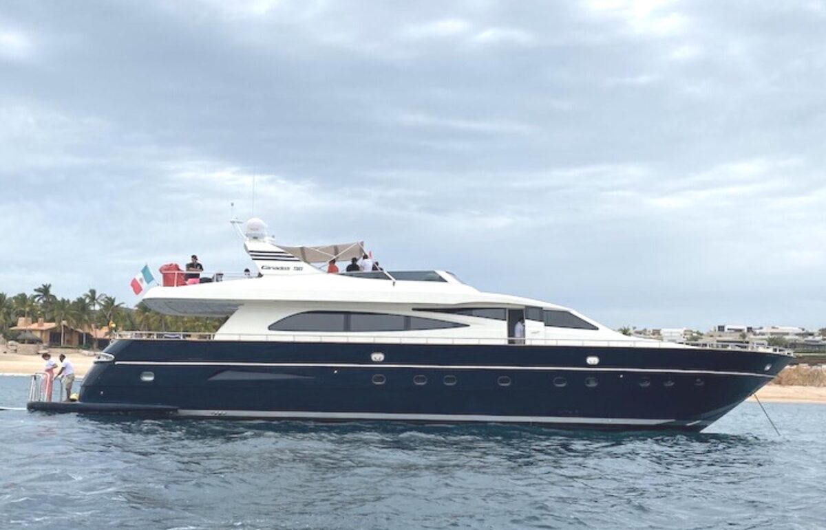 Catari, a Canados charter yacht in Cabo San Lucas