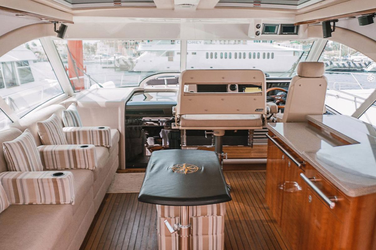 The Steel Aweigh, a Sea Ray charter yacht in Cabo San Lucas