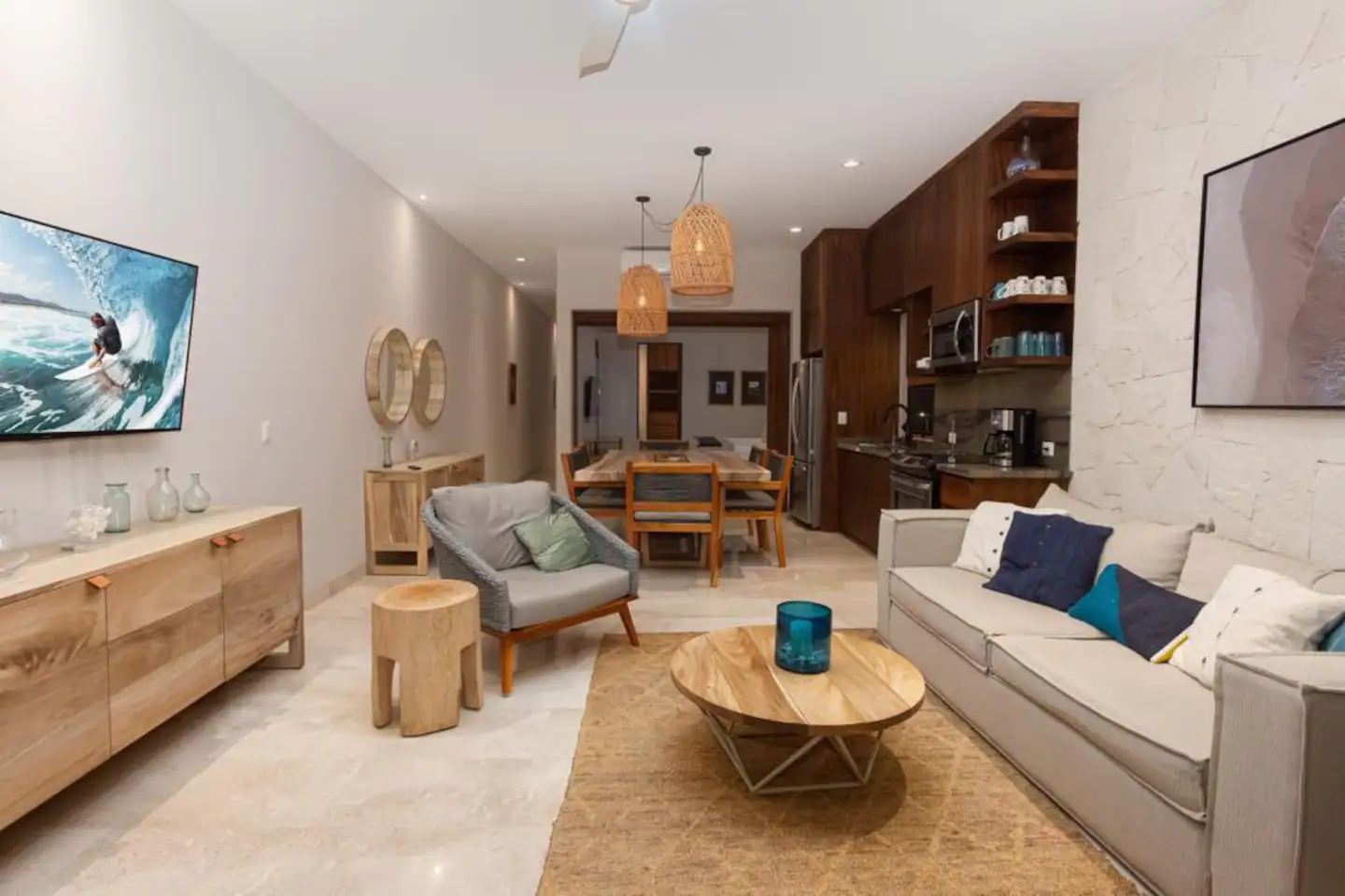 ab46c9d0-e160-40eb-8d02-1436511b4e20