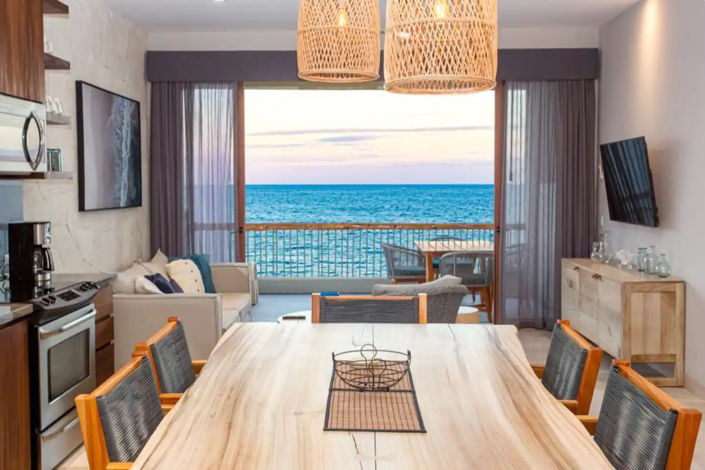 c98722e0-ddae-4cb6-9bda-8e0efbd7e077